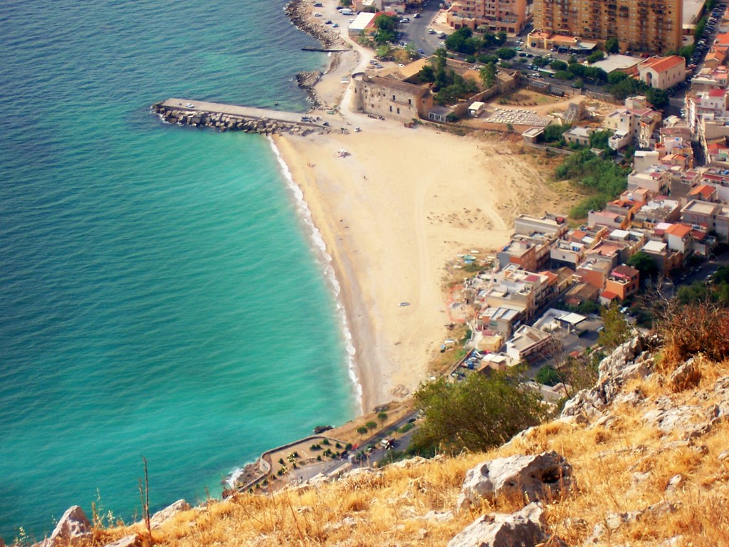 Magaggiari Beach