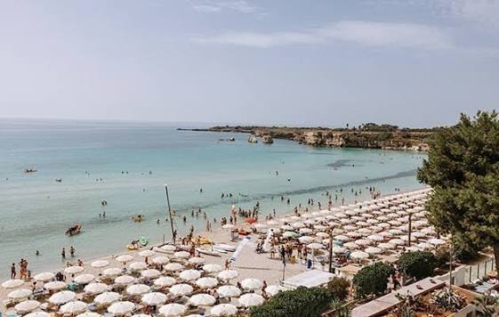 Fontane Bianche Beach